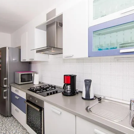 Cypress アパート