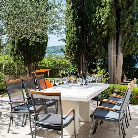 Cypress Apartment Trogir