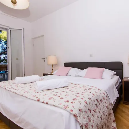 Cypress 特罗吉尔